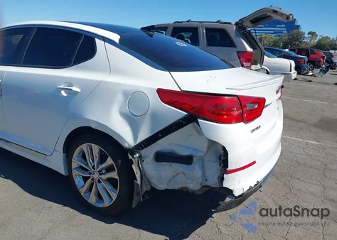 2015 Kia Optima Sx z USA, uszkodzony, nr VIN 5XXGR4A64FG413139
